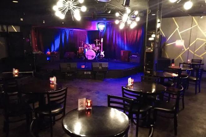 The Sand Dollar Lounge
